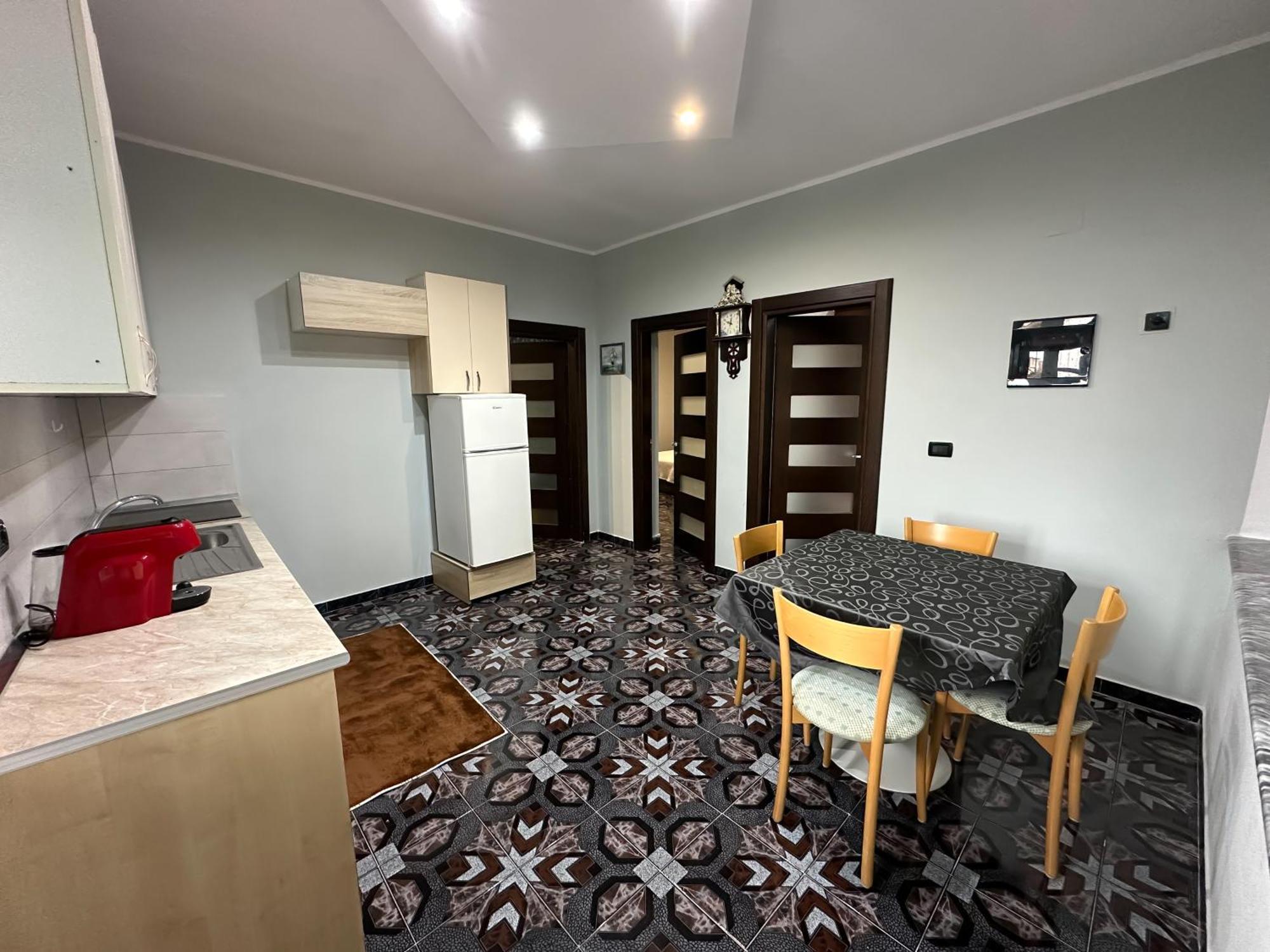 Royal Aparthotel Vlore Exterior photo