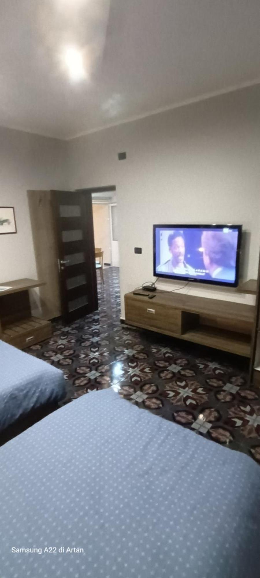 Royal Aparthotel Vlore Exterior photo